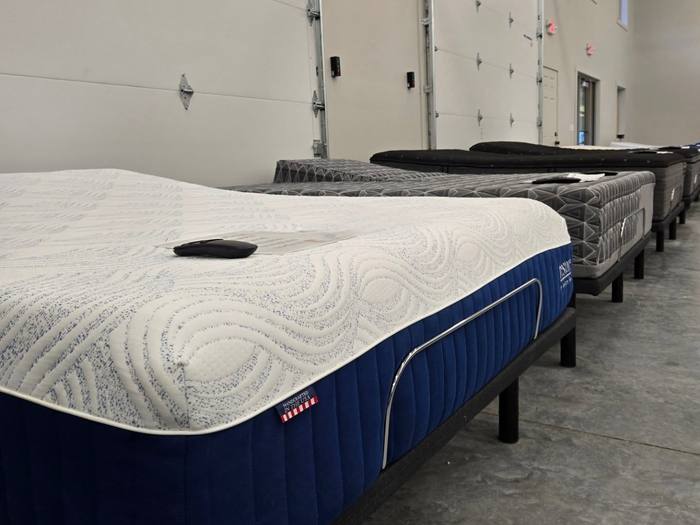 Adjustable base bundle example at BoxDrop Parkersburg