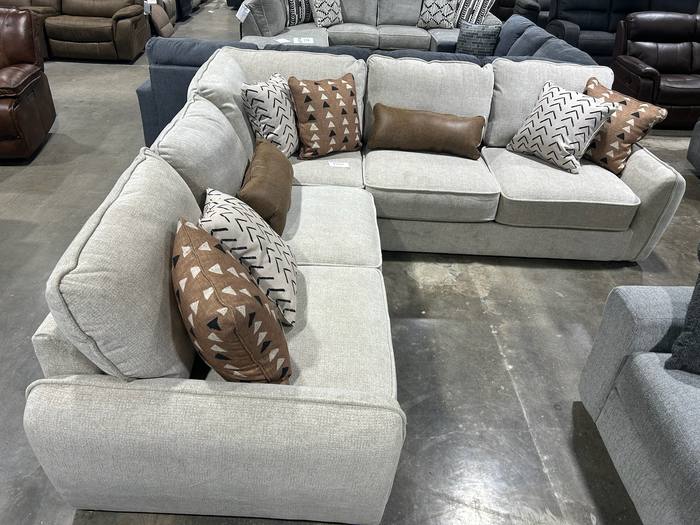 Living room furniture example at BoxDrop Parkersburg