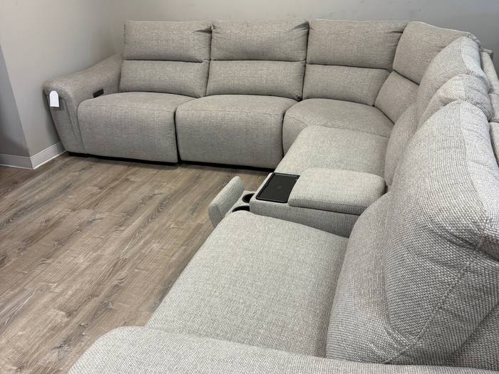 Living room furniture example at BoxDrop Parkersburg