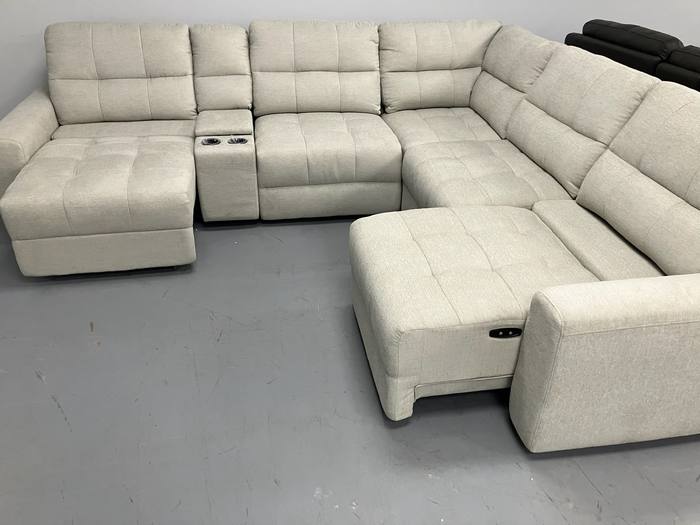 Living room furniture example at BoxDrop Parkersburg