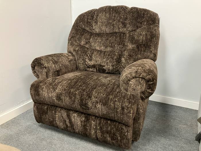 Living room furniture example at BoxDrop Parkersburg