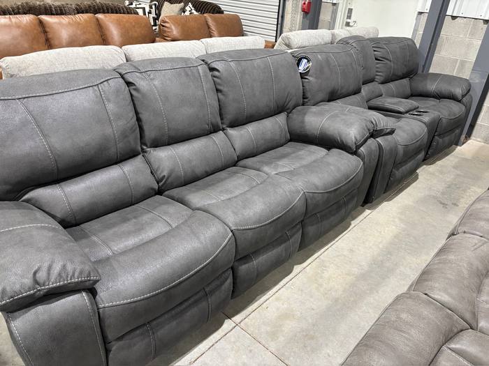 Living room furniture example at BoxDrop Parkersburg