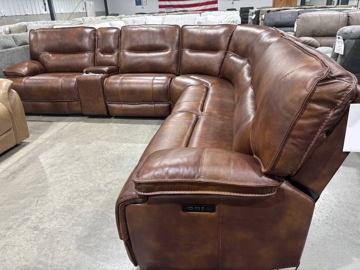 Living room furniture example at BoxDrop Parkersburg