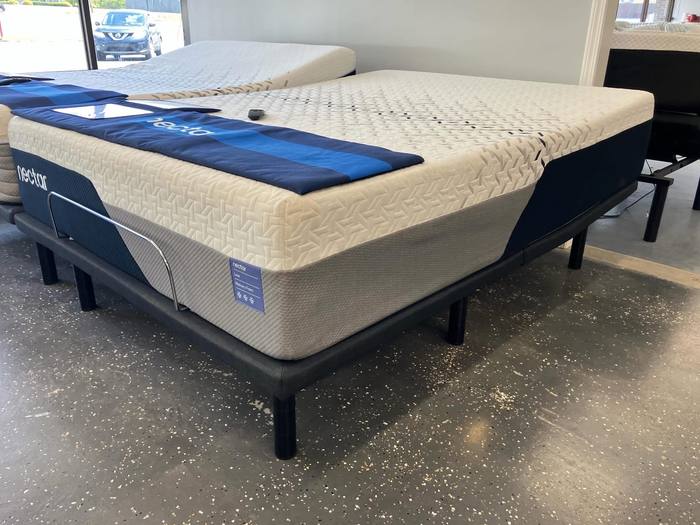Mattress example at BoxDrop Parkersburg