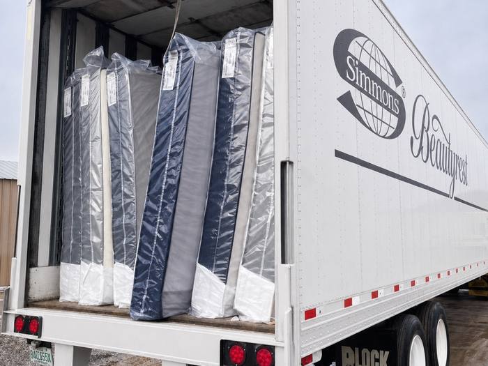 Mattress example at BoxDrop Parkersburg