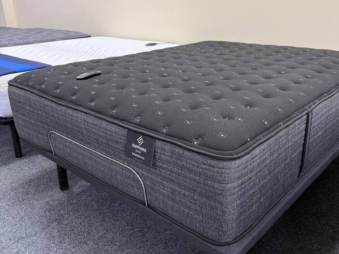 Mattress example at BoxDrop Parkersburg